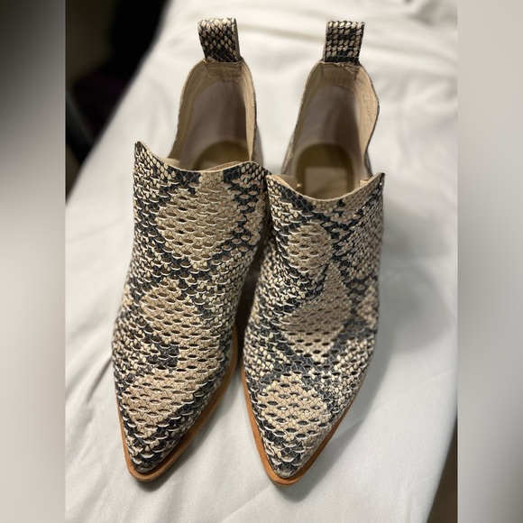 Dolce Vita Booties size 5.5 - Picture 4 of 4